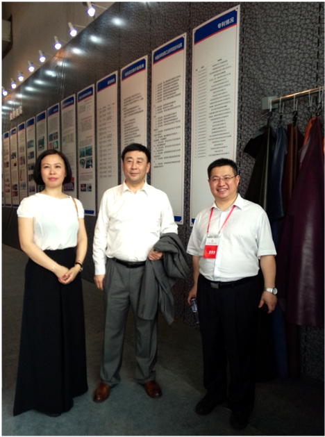 楊承杰院長(zhǎng)、企業(yè)代表前來(lái)參觀.png